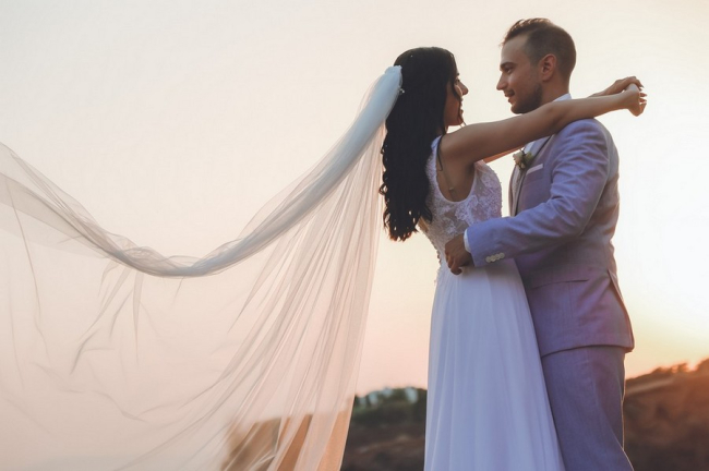 Βίκυ και Δημήτρης - Ένας Ρομαντικός και Elegant Γάμος
